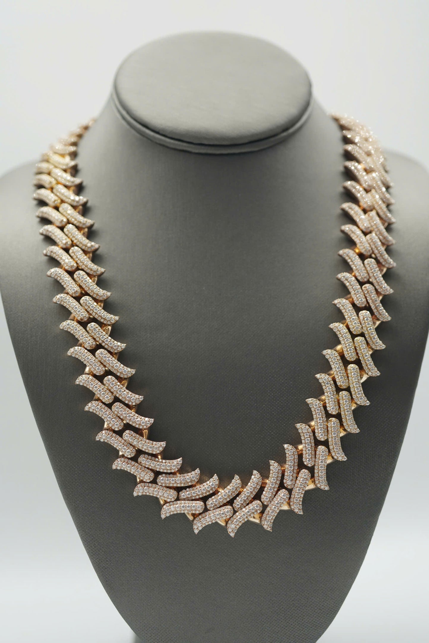 18mm VVS Moissanite Diamond Cuban Necklace