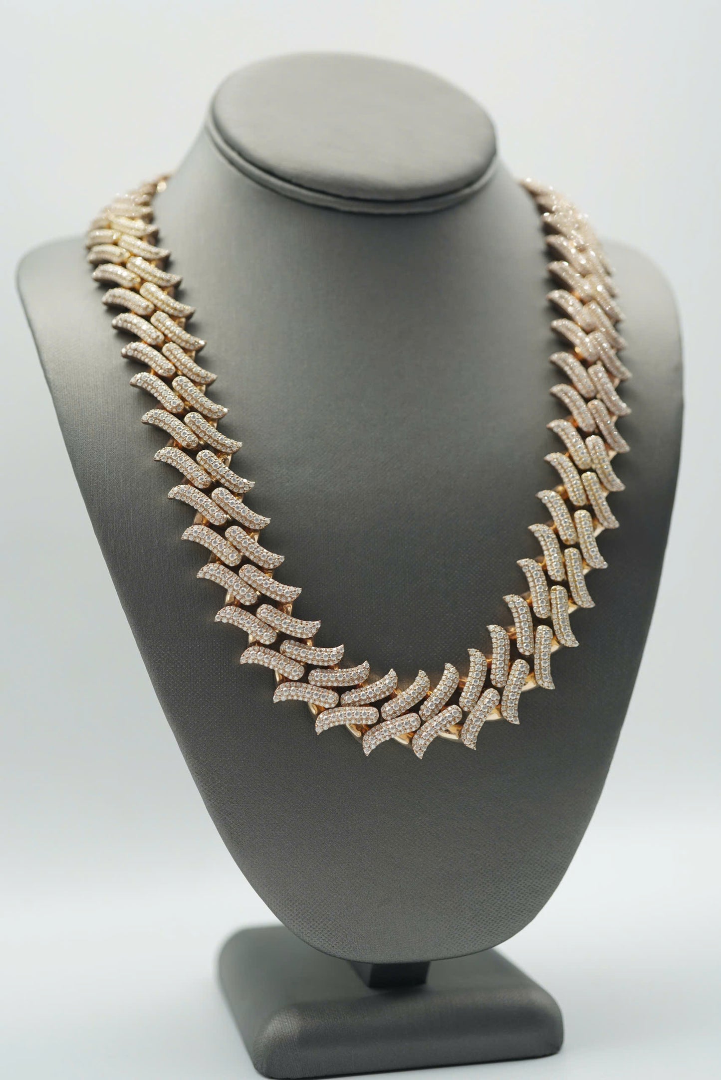 18mm VVS Moissanite Diamond Cuban Necklace
